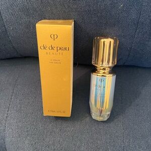 CLÉ DE PEAU: LE SÉRUM